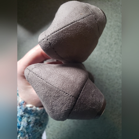 Live Life by Sanctuary Gray Sueded Fabric Wedge Heel Shoes- Sz 9 - Picture 7 of 15